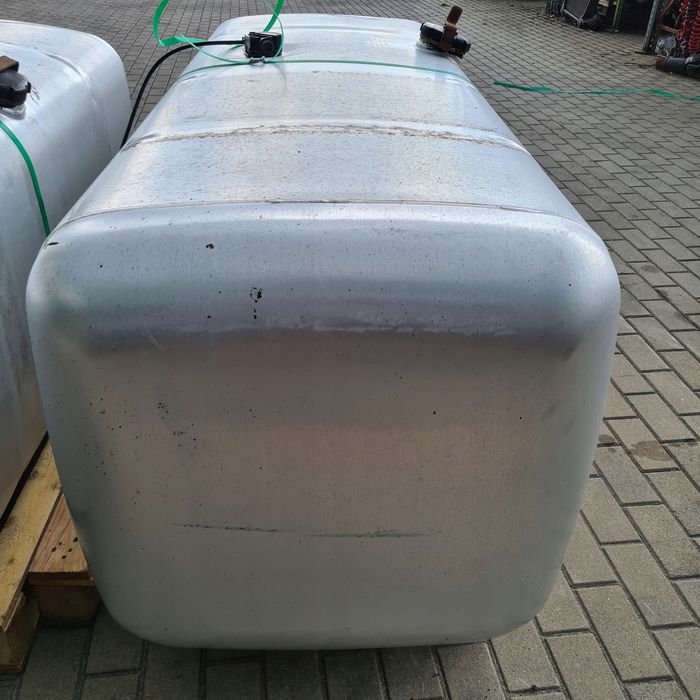 zbiornik paliwa 780 l 650 l mercedes actros mp 3 a9344700401