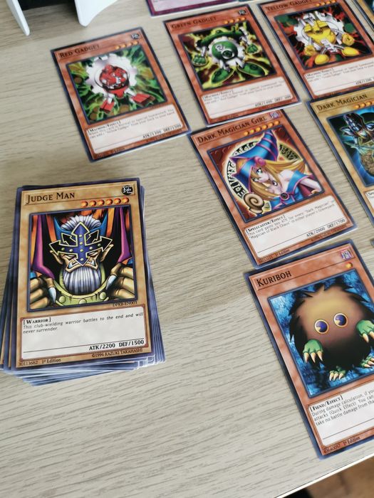 Cartas yu gi oh,Vários sets