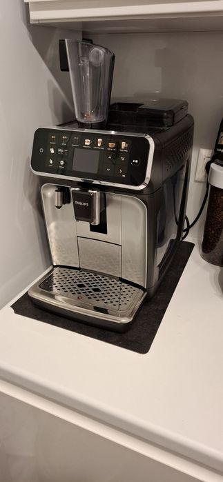 Ekspres do kawy automatyczny Philips LatteGo EP 5446