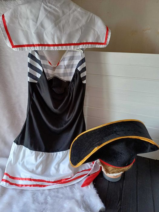 Доросле маскарадне плаття сукня костюм піратка М-Л карибського моря