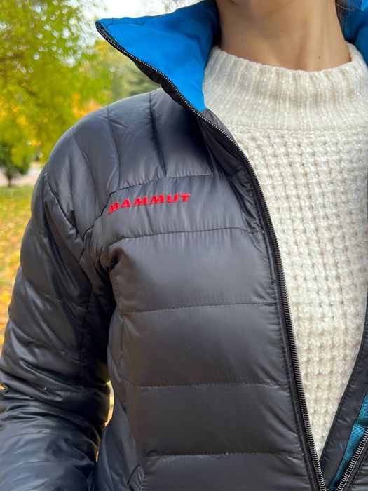 Жіноча демісезонна куртка Mammut розмір XS/S