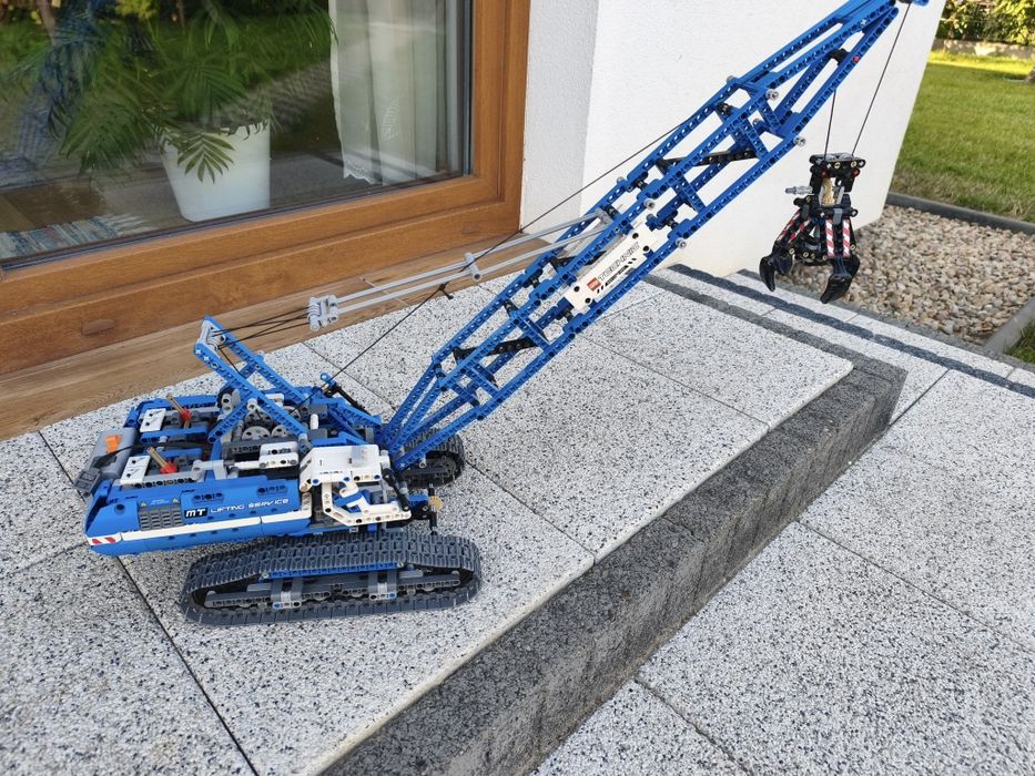 LEGO technic 42042 dźwig żuraw gąsienicowy