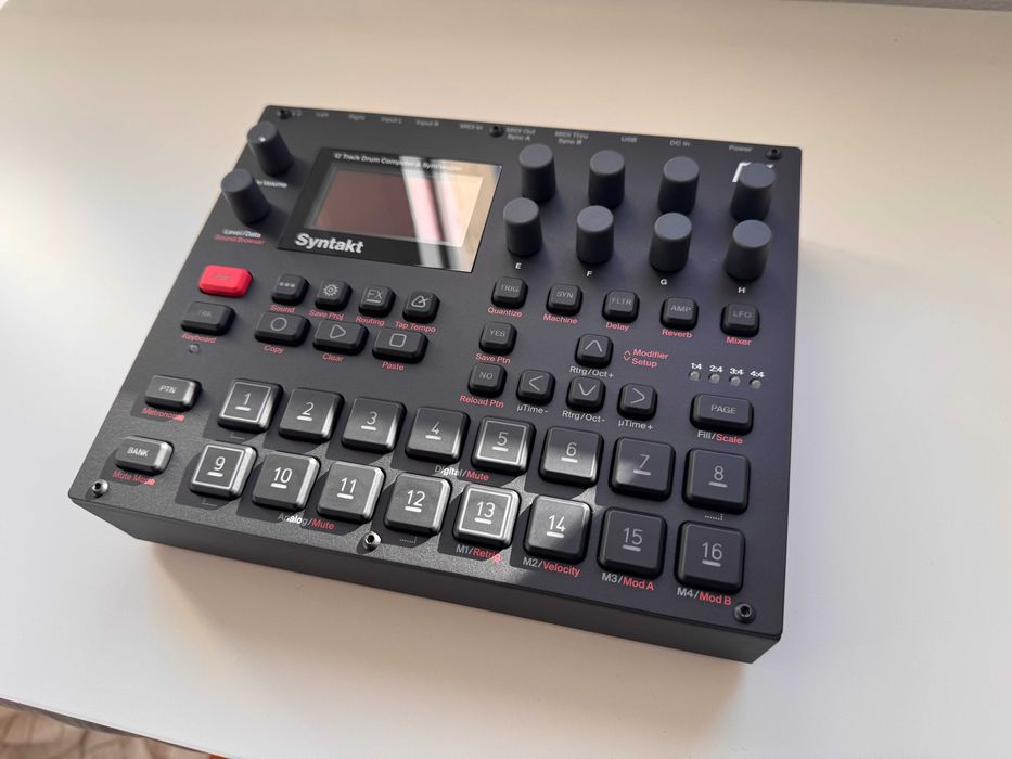 Elektron Syntakt + PL-2s & Flyht Pro Eva Case
