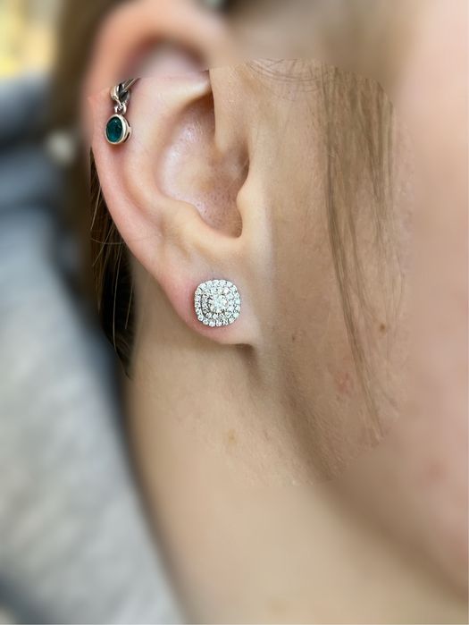 Серьги с натуральными бриллиантами 0.64кт золото сережки