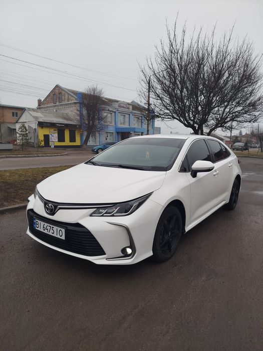 Toyota Corolla 2019 1.6 бенз мех 6