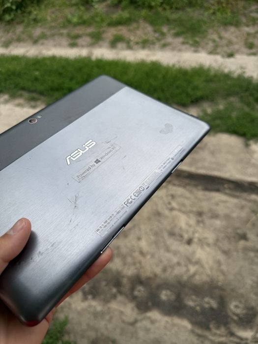ASUS VivoTab RT (TF600T)