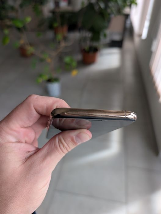 iPhone sx 64 gb ідеальний стан