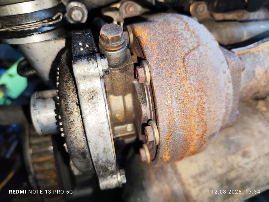Turbina Renault Laguna III  1.5 dCi8.  8..8.25