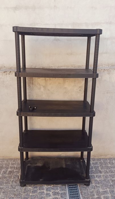Estante PVC preta
