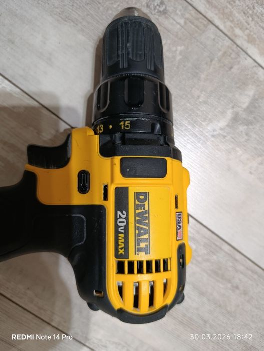 Шурупокрут DeWalt DCD 780