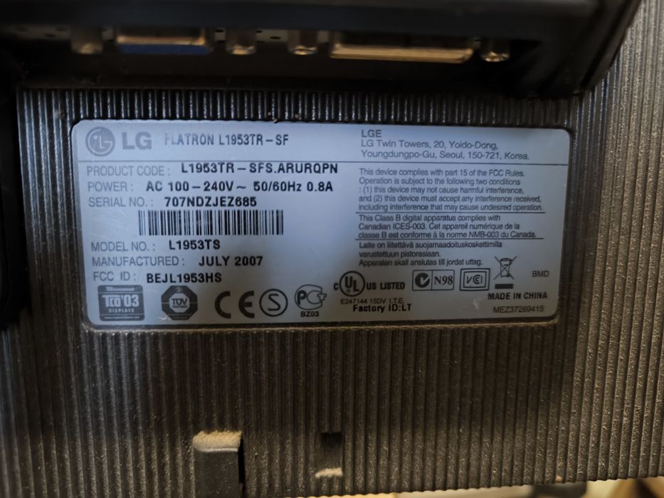 монітор lg l1953ts