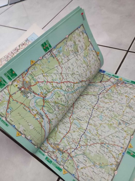 mapa samochodowy atlas Polski klaser książka przewodnik