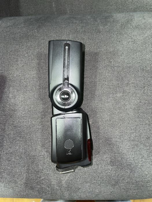 Flash Yongnuo YN565EX + Capa – Bom estado