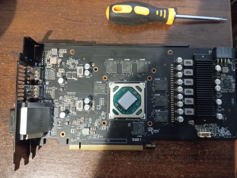 Видеокарта Asus dual RX 580 8GB - Рабочая, год производства 2020