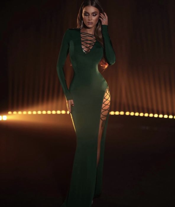 Продам неймовірну сукню від бренду Miss Diamond