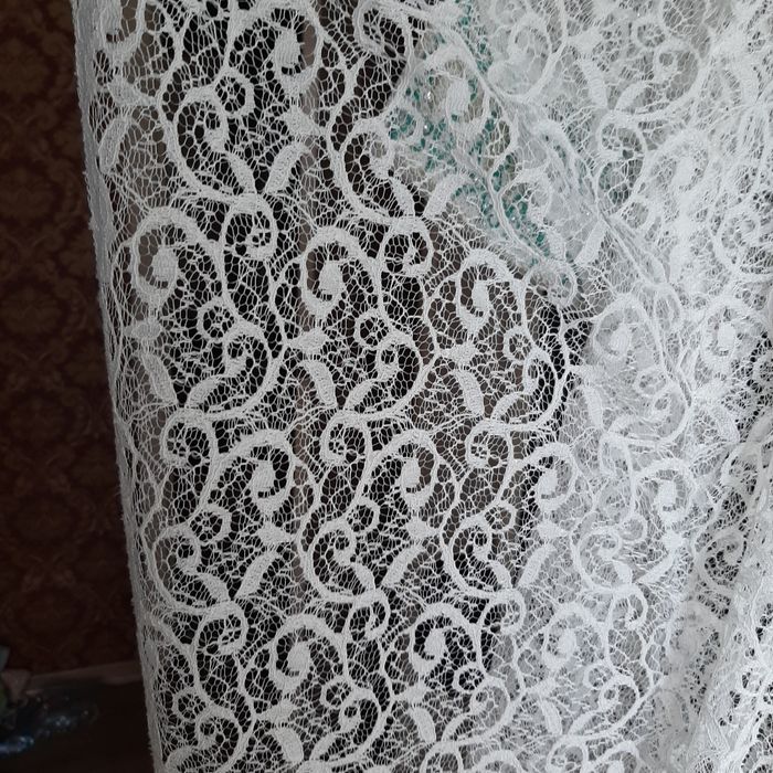 Вечірня. Випускна сукня