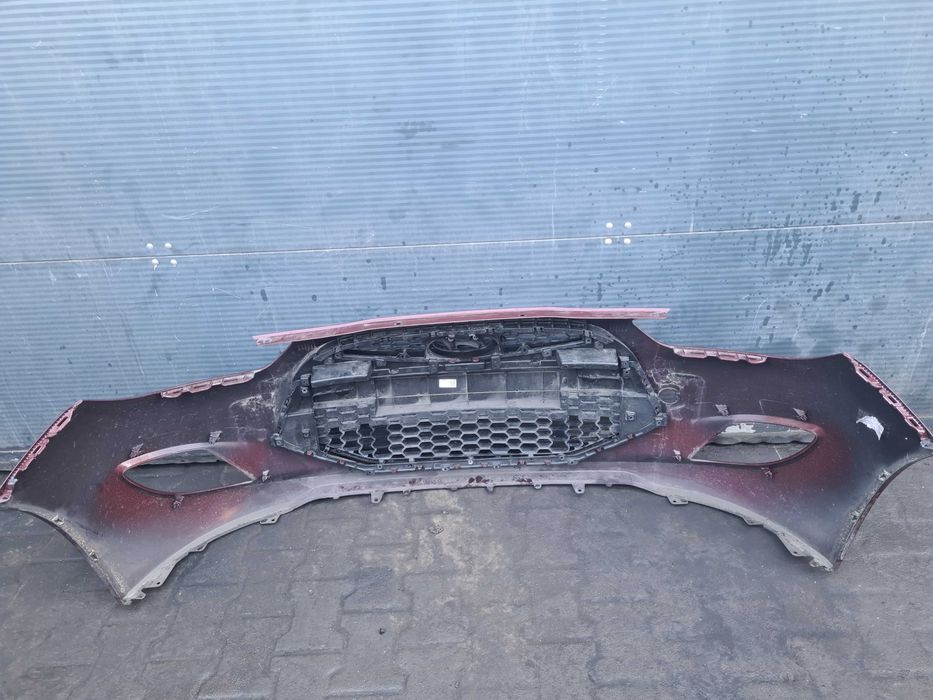 Hyundai IX 20 zderzak przedni 2015r