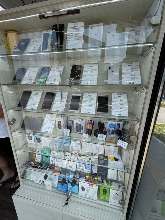 Готовий бізнес з ремонту телефонів та продажу аксесуарів | Працює багато років | 10 000 $