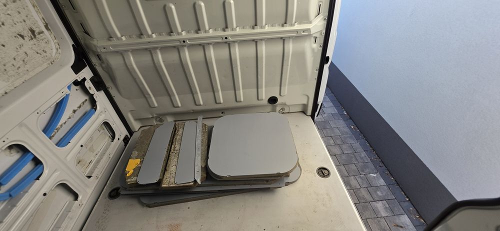 Zabudowa Ducato przestrzeń ładunkowa L3H2