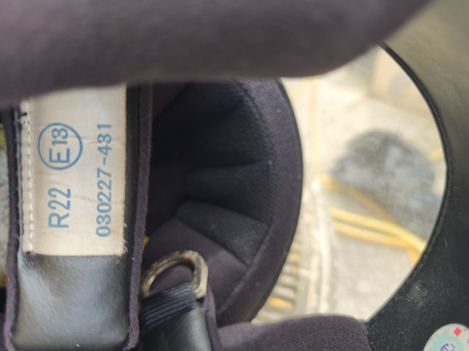 Vendo 2 capacetes em bom estado.