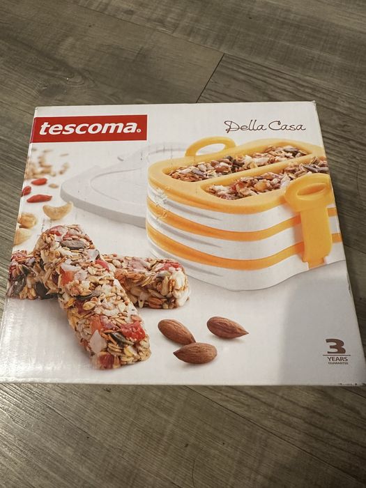 Praska do zdrowych batoników musli DELLA CASA tescoma