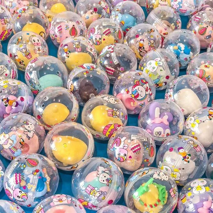 М’які іграшки / Капсули / Брелки В наявності