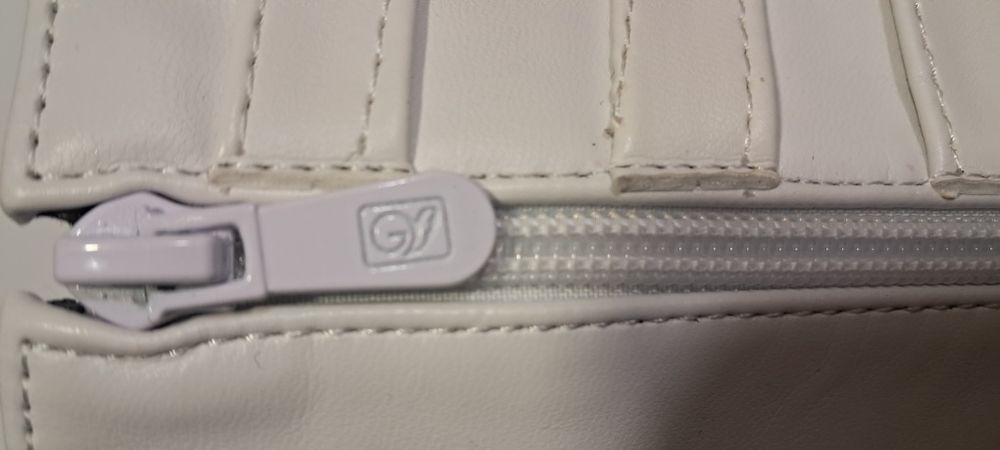 Черевички білі нові