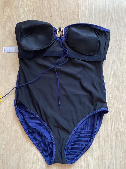 Суцільний купальник на зав’язці