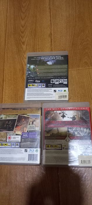 Игри игра на  PS 3 Call of duty 4, Assassins creed 2, Unchanged 3.