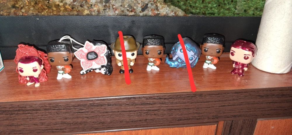 фігурки дивні дива кіндер stranger things kinder