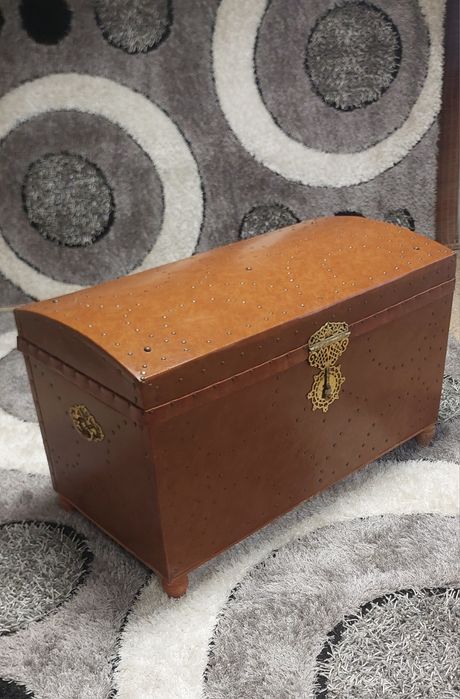 Arca /  baú /   móvel