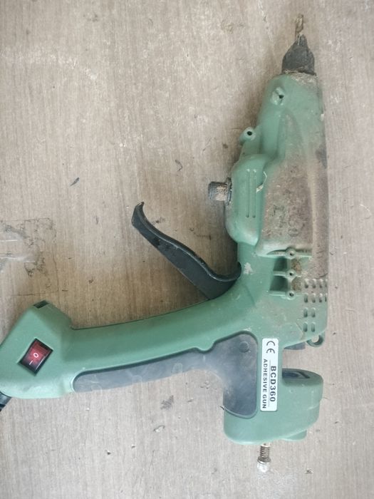 Pistolet do kleju BCD 360