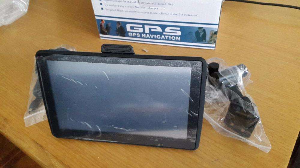 GPS navegador NOVO (ecrã 7" e 5") com iGo mapas para camiões recentes