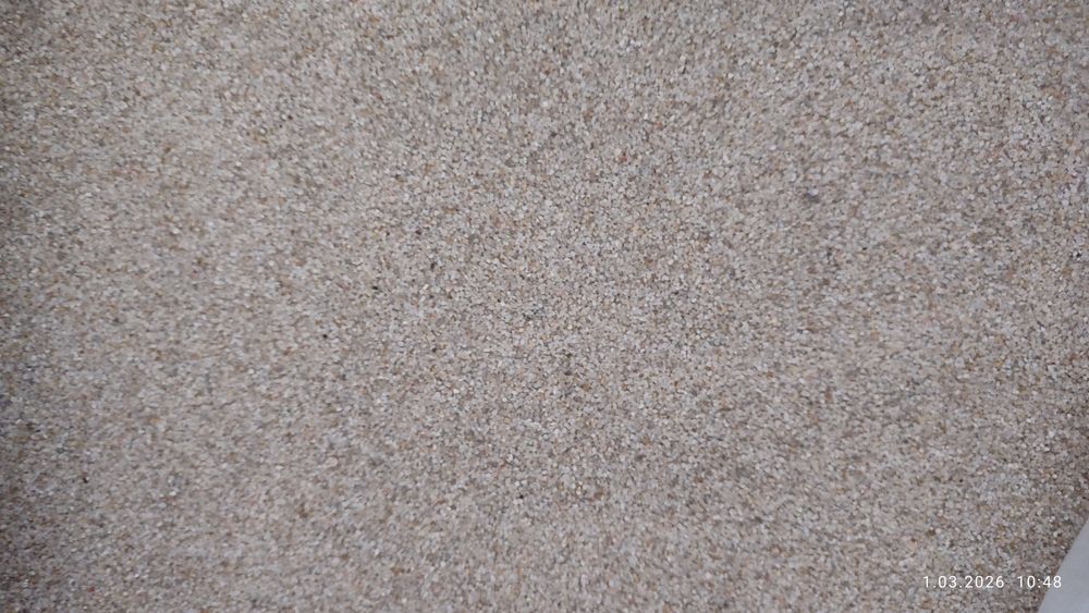 Piasek do akwarium o gratulacji 0,5 - 1,5 mm ok. 14 kg