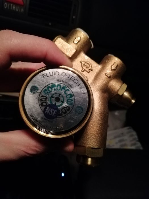 Помпа хомутова Fluid-o-Tech 100 галон . Для кавома