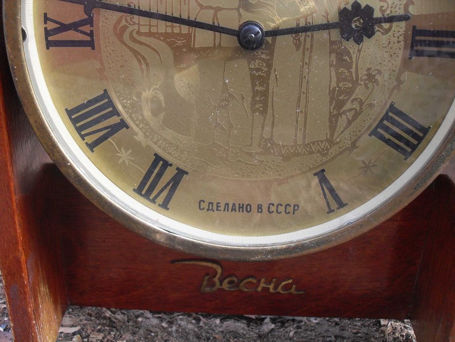 Продаю часы механические.