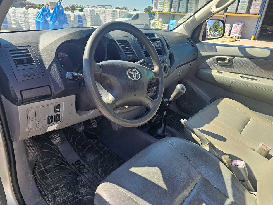 TOYOTA HILUX 2009 ( 2 Lugares )