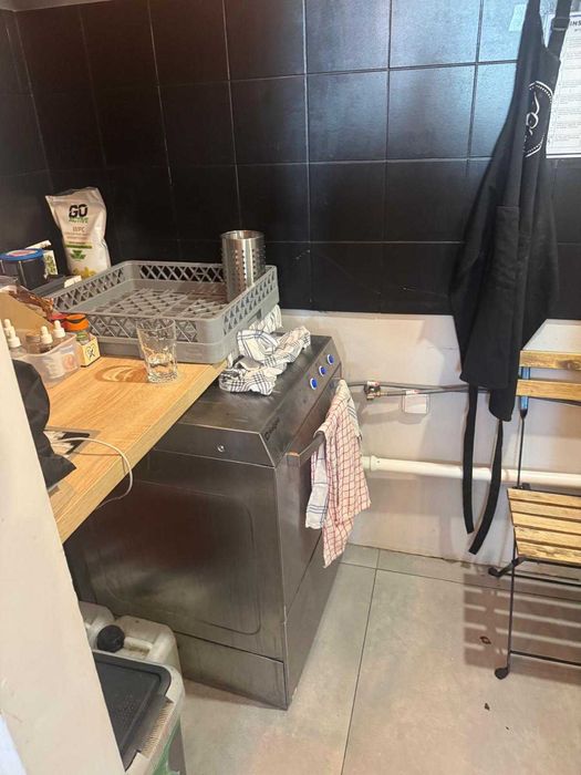 Sprzedam wyposażenie lokalu gastronomicznego