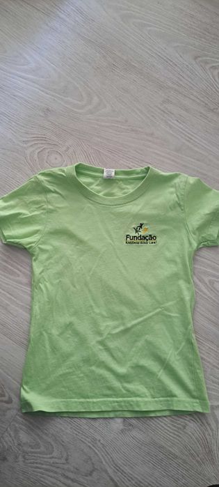 Tshirt e chapéu criança Fundação António Silva Leal