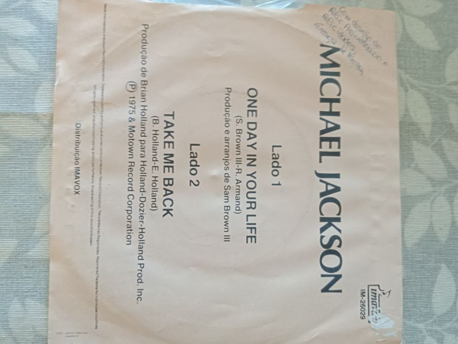 Vinil singles do Michael JacksonOne day on your life e take me back