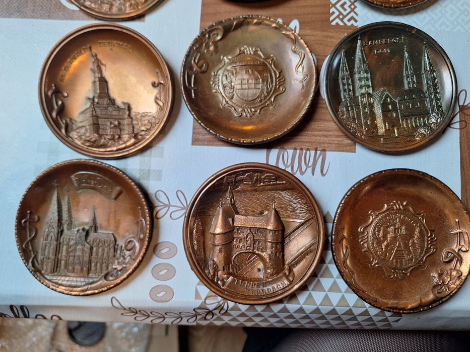 Mosiężne zawieszki medale na ścianę niemieckie