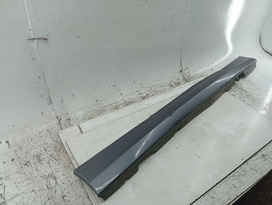 Embaladeira Plástica Direito - BMW 1 (E87) | 03 - 13