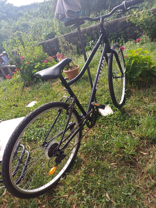 bicicleta B.TWIN RIVERSIDE 100