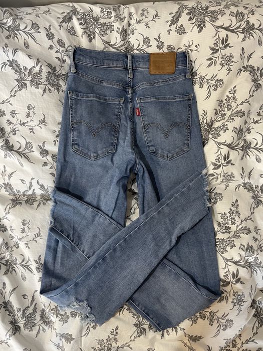 Jeansy spodnie levis 25/30 dziury high