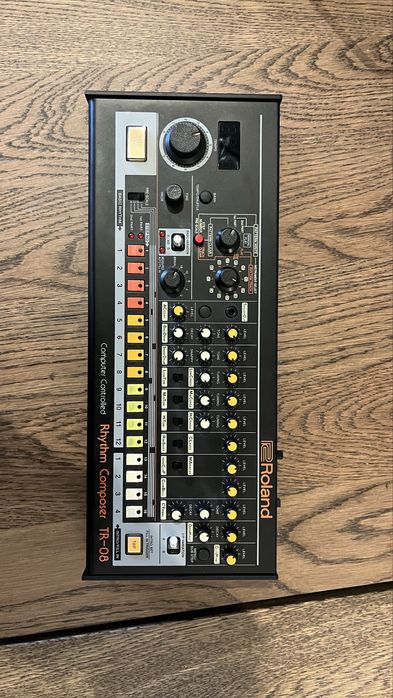 Roland TR-08 Boutique series