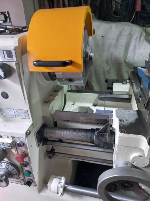 Tokarka uniwersalna D460 ×1500 ODCZYTY