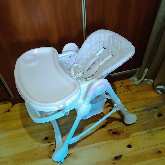 Годувальне крісло