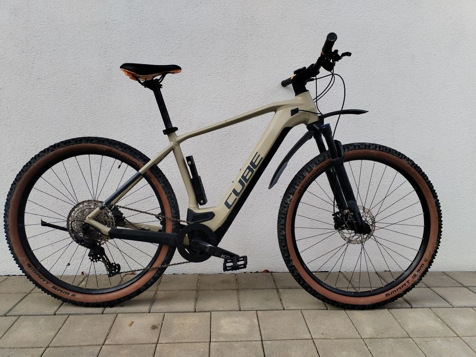 Rower elektryczny Cube Reaction Pro