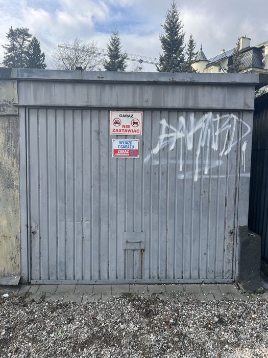 Garaż   ul.Drzymały -