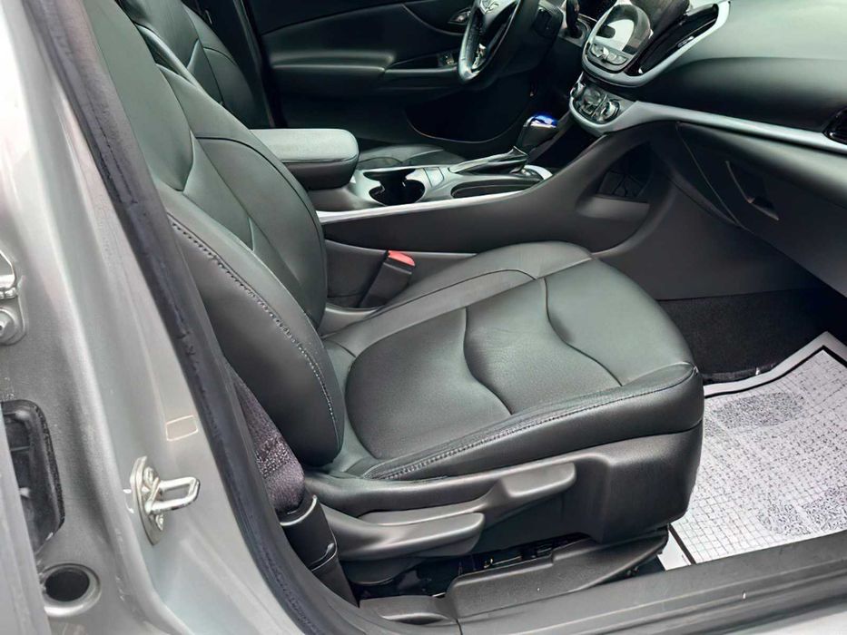 Chevrolet Volt      2016